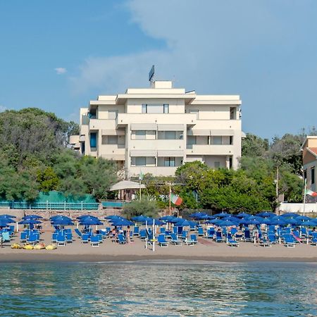 Hotel Villa Lo Scoglietto サン·ヴィンチェンツォ エクステリア 写真